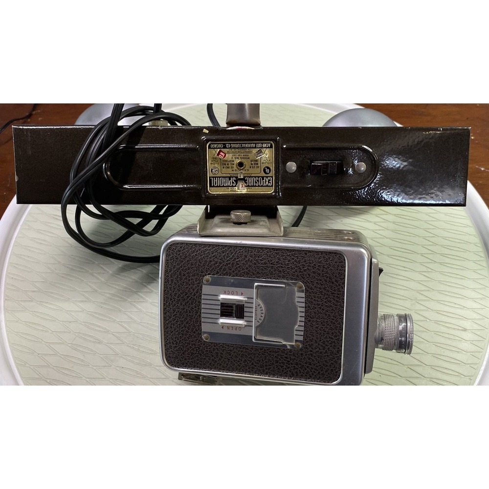Vintage Kodak Brownie Automatic Movie Camera F/2.3 w/2-Lamp Movie Lights Untestd - Picture 5 of 15